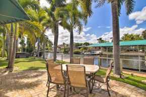 Sunny Waterfront Home by West Palm with Hot Tub!